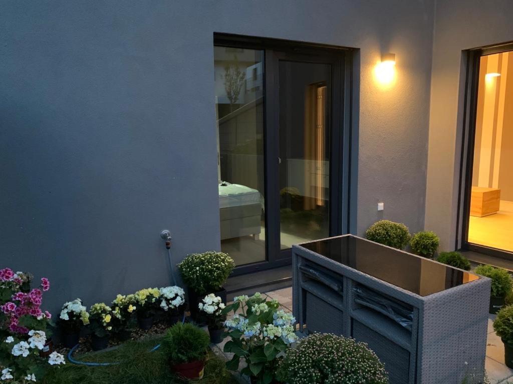 Apartment Dagmar Buresove Prague Exterior photo